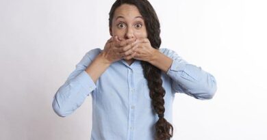 8 ways to stop bad breath