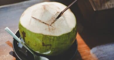 What are the benefits of drinking coconut water daily?